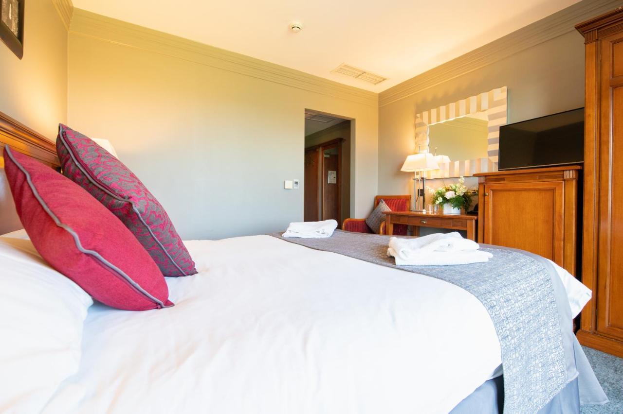 Bryn Meadows Golf, Hotel & Spa Blackwood  Exterior foto