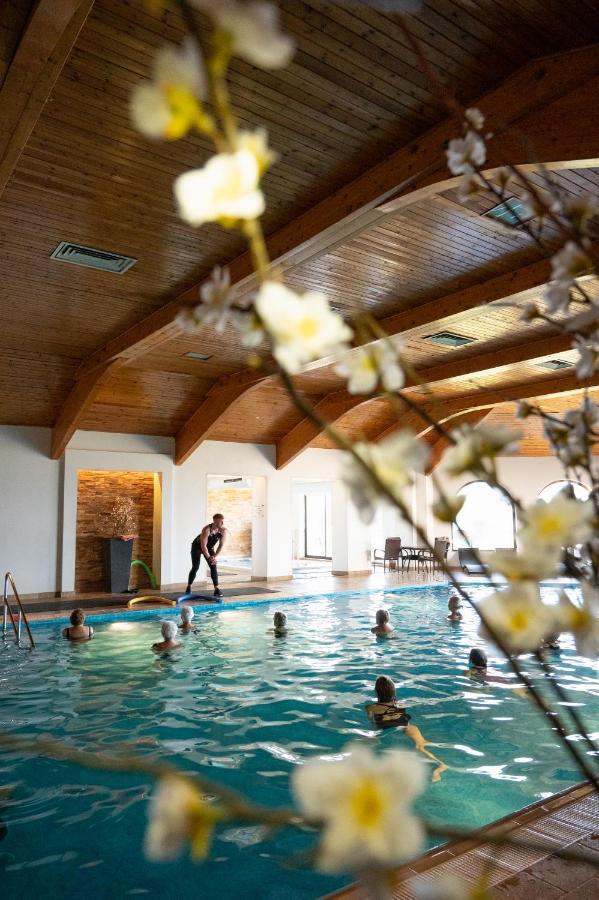 Bryn Meadows Golf, Hotel & Spa Blackwood  Exterior foto